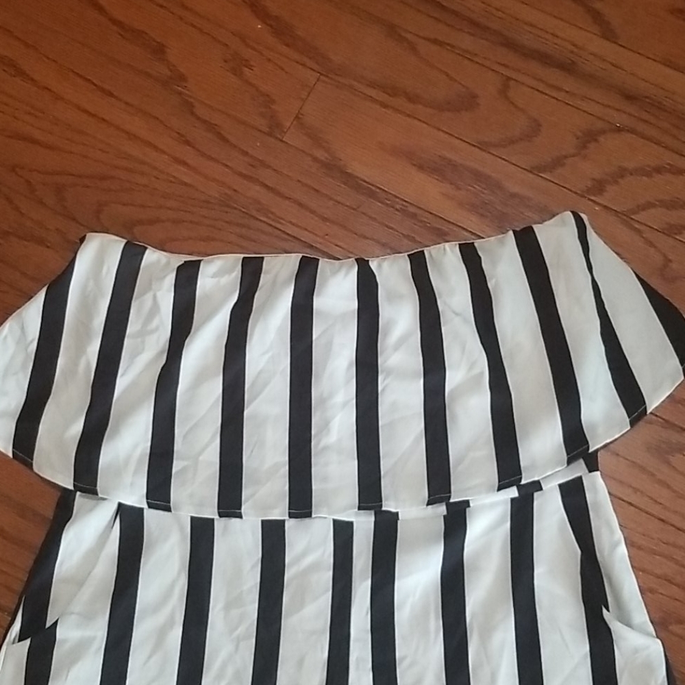 Romper - Picture 3 of 8